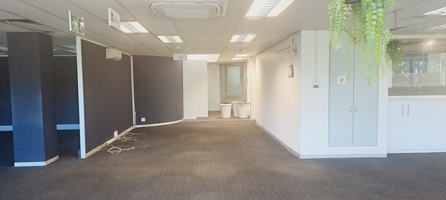 To Let commercial Property for Rent in Bo Oakdale Western Cape